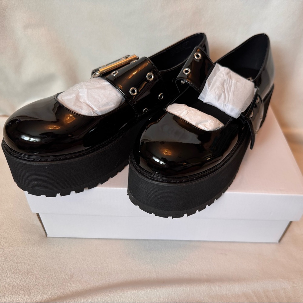 YRU Slayr Mary Jane’s Women’s size 11 Brand new in box. Never worn.